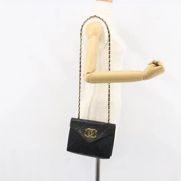 CHANEL Matelasse Chain Shoulder Bag Lamb Skin Black Gold CC Auth 158840 - Picture 14 of 16